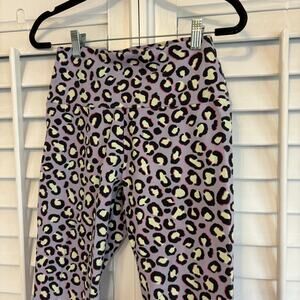 Ugg‎ Lavender Saylor Cheetah Print Leggings Size Medium